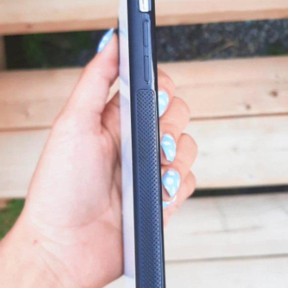 Lizzie Phone Case | For Samsung & iPhone *Multiple Colours* - Picture 2 of 3